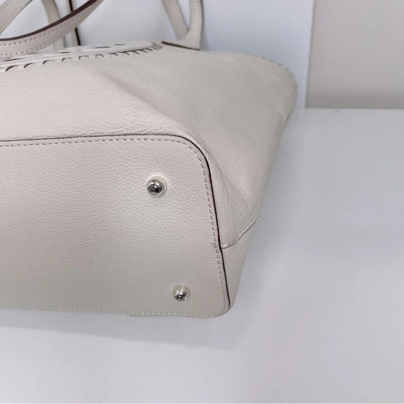 BRIGHTON Gabriella Medallion Tote minimilst LOGO quiet luxury office - Picture 14 of 16